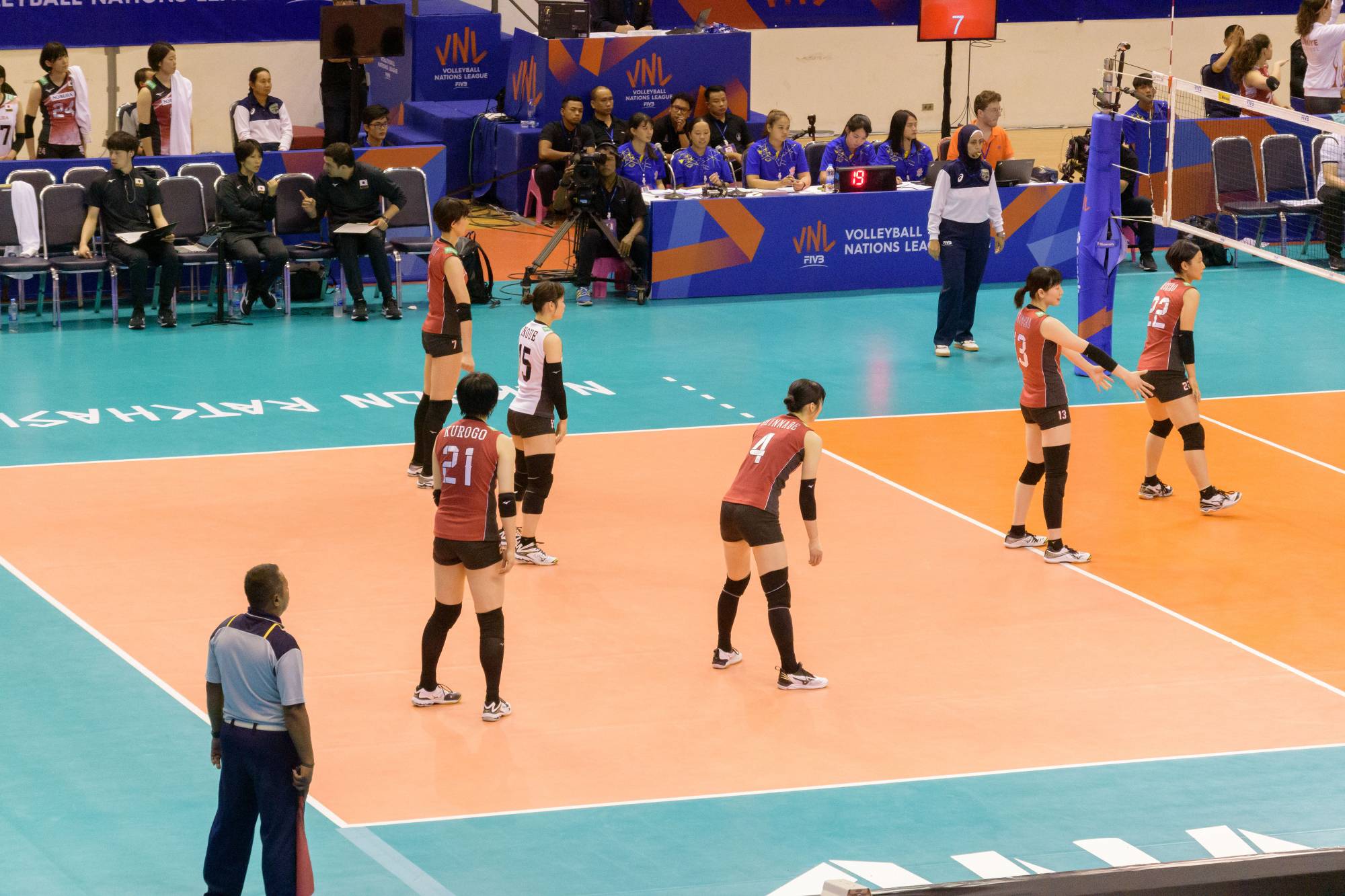 2018-06-05-korat-nakhonratchasima-vnl-volleyball-japan-turkey-korea-thailand-day1""